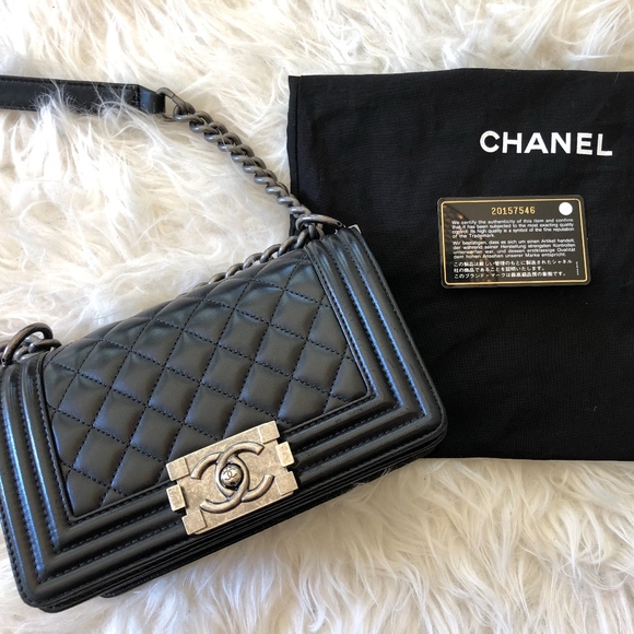 chanel mini boy bag